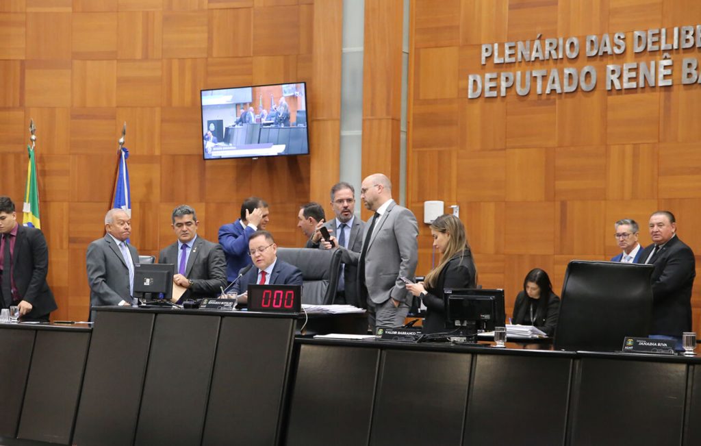 plenário Assembleia Legislativa MT-JL Siqueira